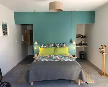 Apartman Avec Terrasse Plein Centre Du Village Hasparren