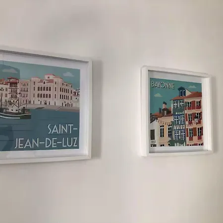 Apartman Avec Terrasse Plein Centre Du Village